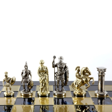 Schachspiel-Set der griechisch-römischen Periode in Silber und Gold – Bild 21