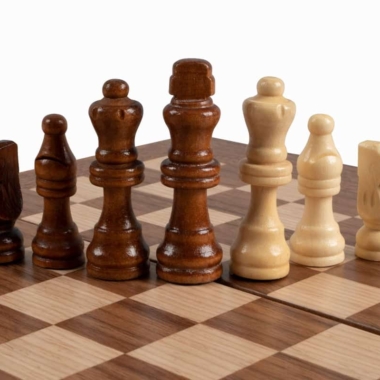 Schachspiel-Set, Dame- und Backgammon-Spiel aus Nussbaum- und Eichenholz – Bild 9