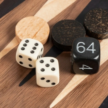 Schachspiel-Set, Dame- und Backgammon-Spiel aus Nussbaum- und Eichenholz – Bild 15
