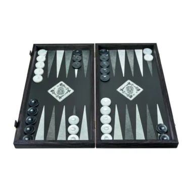 Aufgeklapptes Día de los Muertos Backgammon-Set mit weißen und schwarzen Steinen