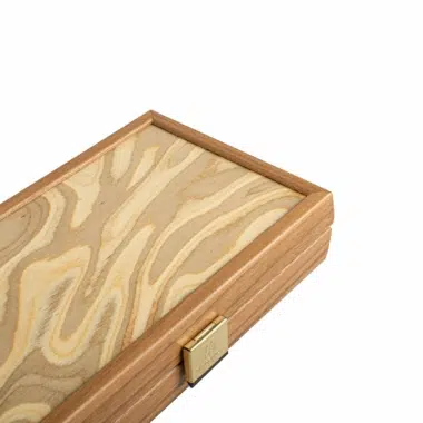 Kleines Backgammon aus Naturkork mit kubischem Design - Holzsteine – Bild 6